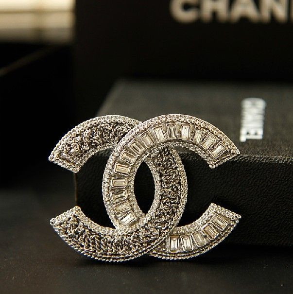 Brooches Logo
 Chanel brooch 4 Jewelry