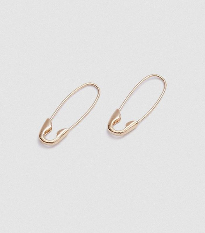 Brooches Minimal
 The Best Minimal Jewelry Brands Everyone Should Know in