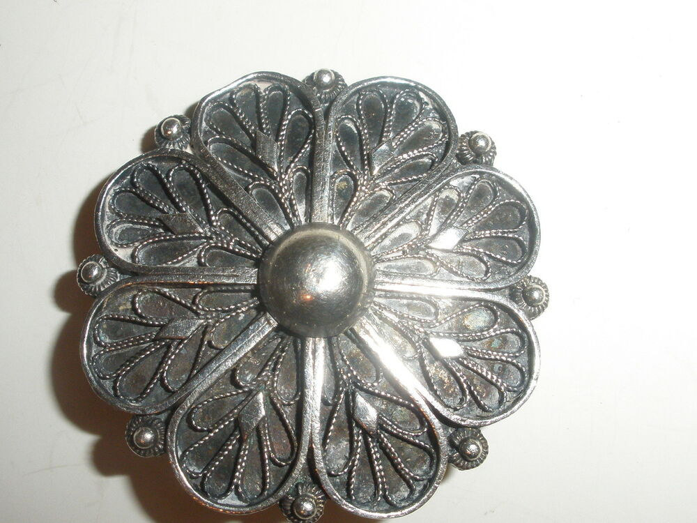 Brooches Silver
 BEAUTIFUL VINTAGE Sterling Silver 925 BROOCH