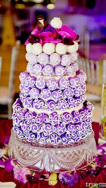 Cake Pop Wedding Cake
 13 Favorite Cake Pop Wedding Cakes – Candy Cake Weddings