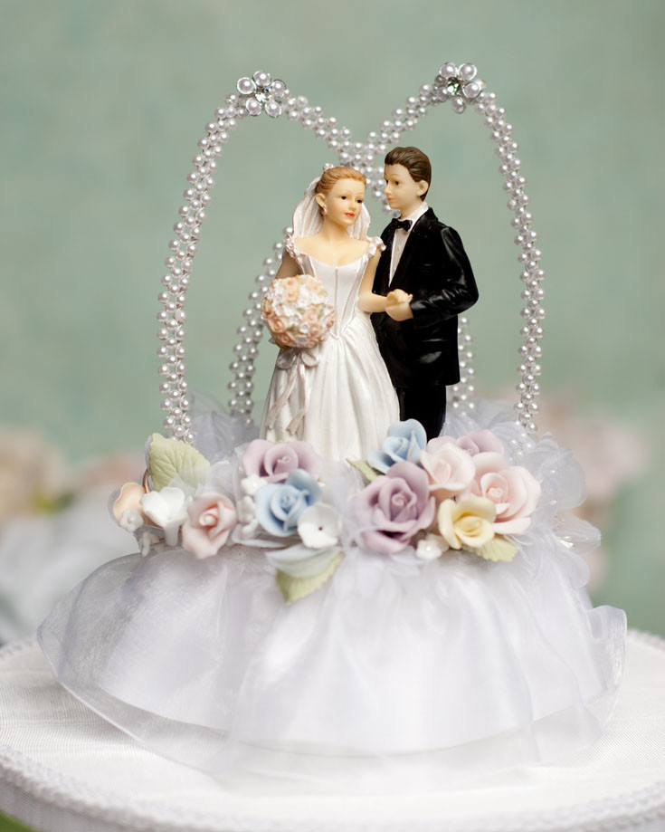 Cake Toppers For Weddings
 10 Unique Wedding Cake Toppers