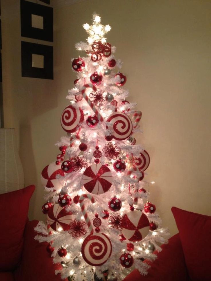 Candy Cane Christmas Tree Decorations
 46 Famous Candy Christmas Tree Decorations Ideas
