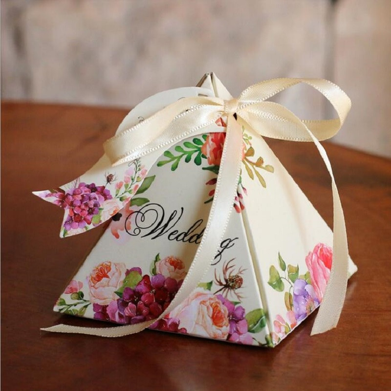 Candy Wedding Favors
 Wedding Decorations Candy Box Floral Candy Box With Ribbon