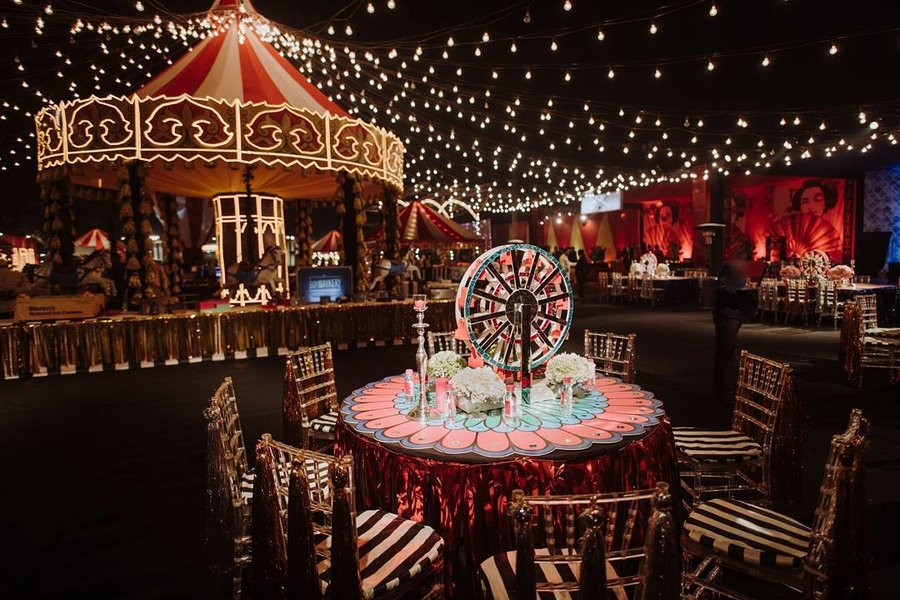 Carnival Themed Wedding
 Carnival Themes Are The Next Big Trend In Weddings & We