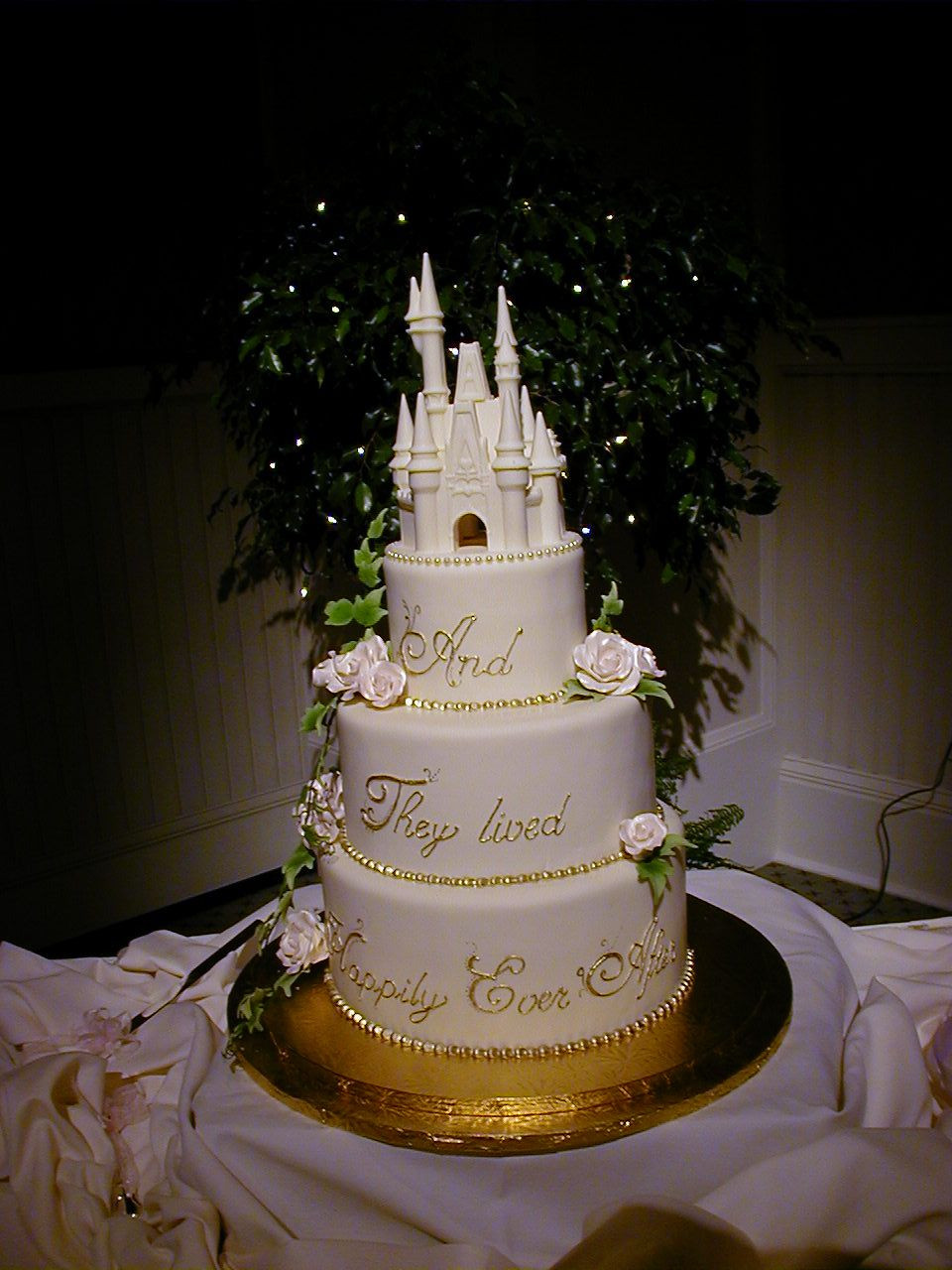 Castle Wedding Cake
 Disneyland Wedding Dreams Disney Wedding Cake ideas