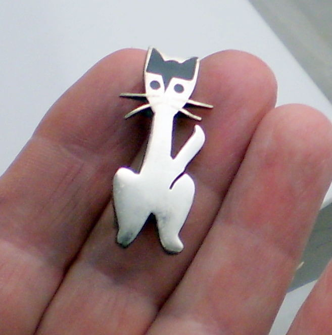 Cat Pins
 Estate Vintage SITTING CAT TAXCO MEXICO Sterling Silver