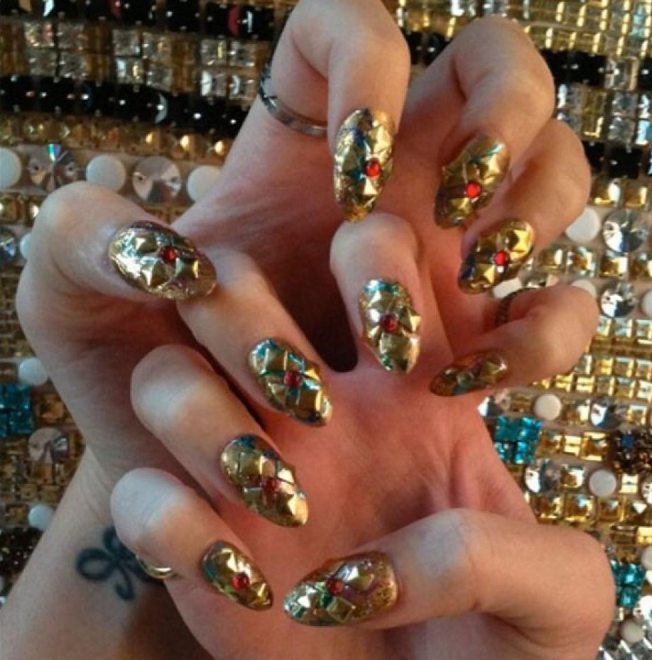 Celebrity Nail Designs
 Top Celebrity Nail Art and Nail Designs LookBook