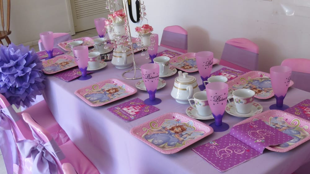 Centerpiece For Kids Party
 Sofita the First princess theme birthday party table set