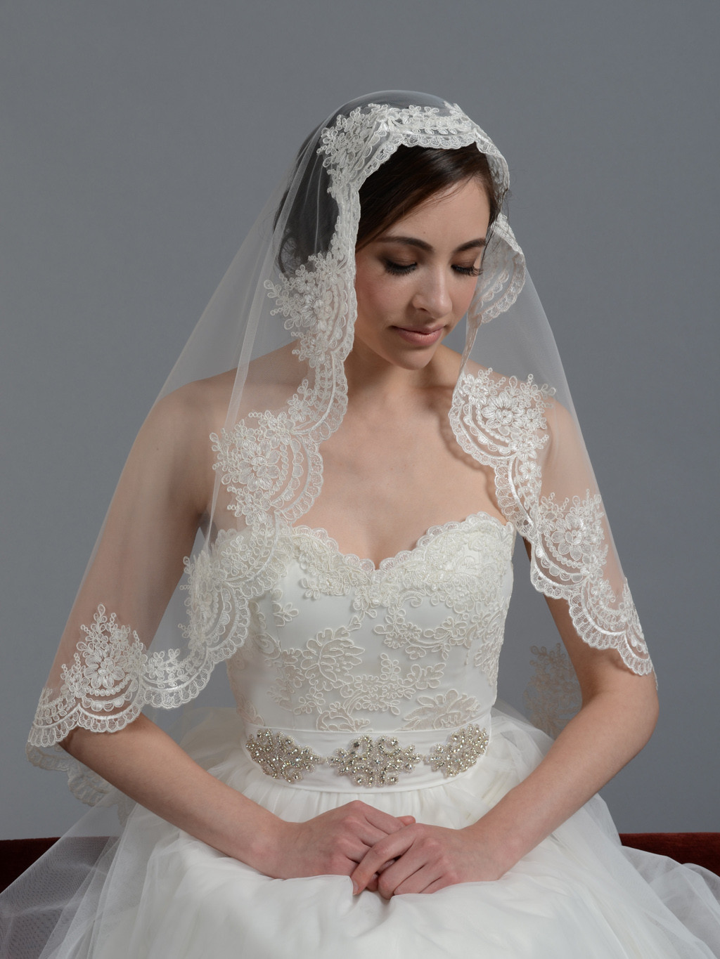 Cheap Mantilla Wedding Veils
 Mantilla bridal wedding veil elbow fingertip V030