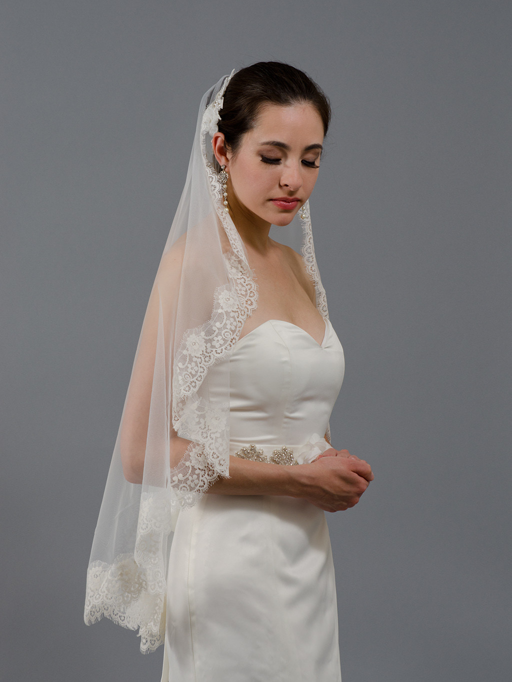 Cheap Mantilla Wedding Veils
 wedding Mantilla veil light ivory bridal veils V026