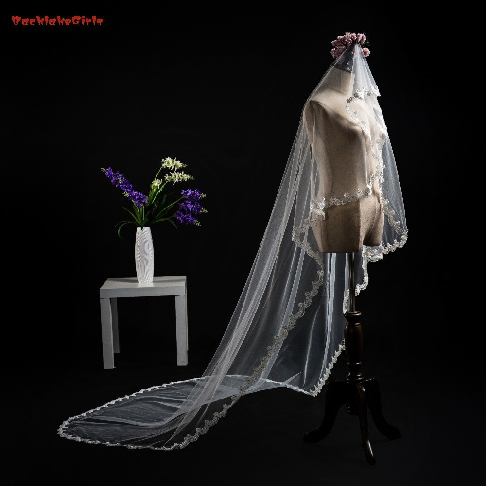 Cheap Wedding Veils With Comb
 Cheap Long Cathedral Bridal Veil with b White And Ivory