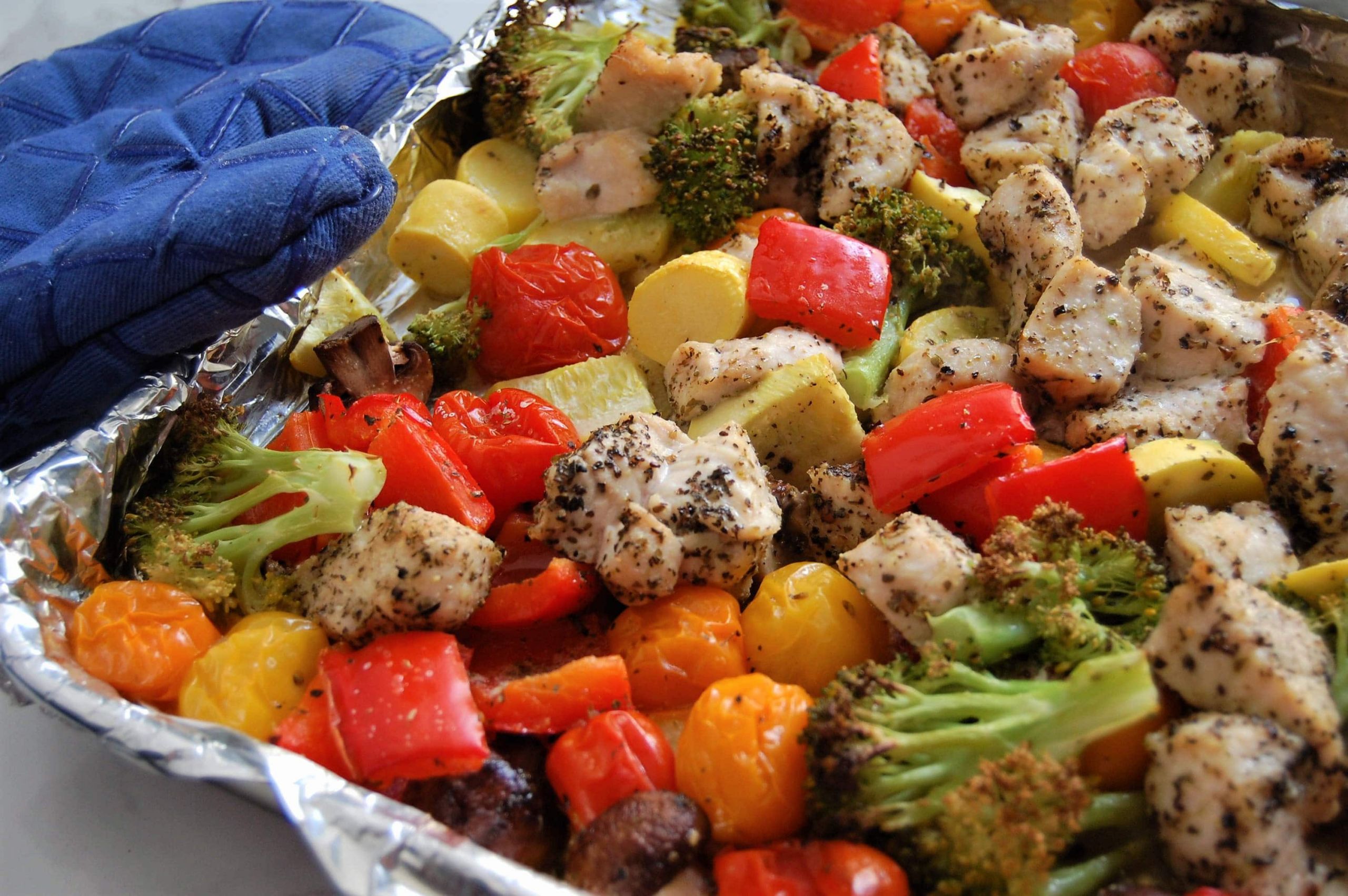 Chicken Breast Sheet Pan Dinner
 Sheet Pan Chicken and Ve ables