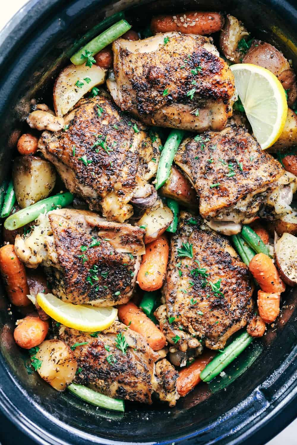 Chicken Thighs In Slow Cooker
 Slow Cooker Lemon Garlic Chicken Thighs and Veggies