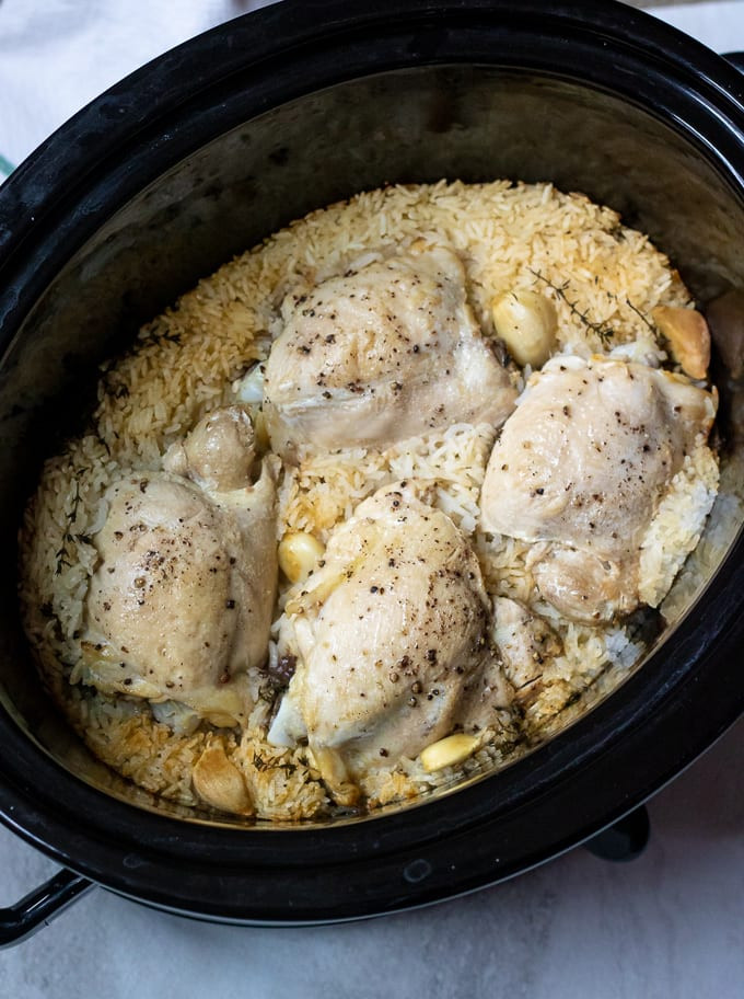 Chicken Thighs In Slow Cooker
 Slow Cooker Lemon Garlic Chicken Thighs with Rice