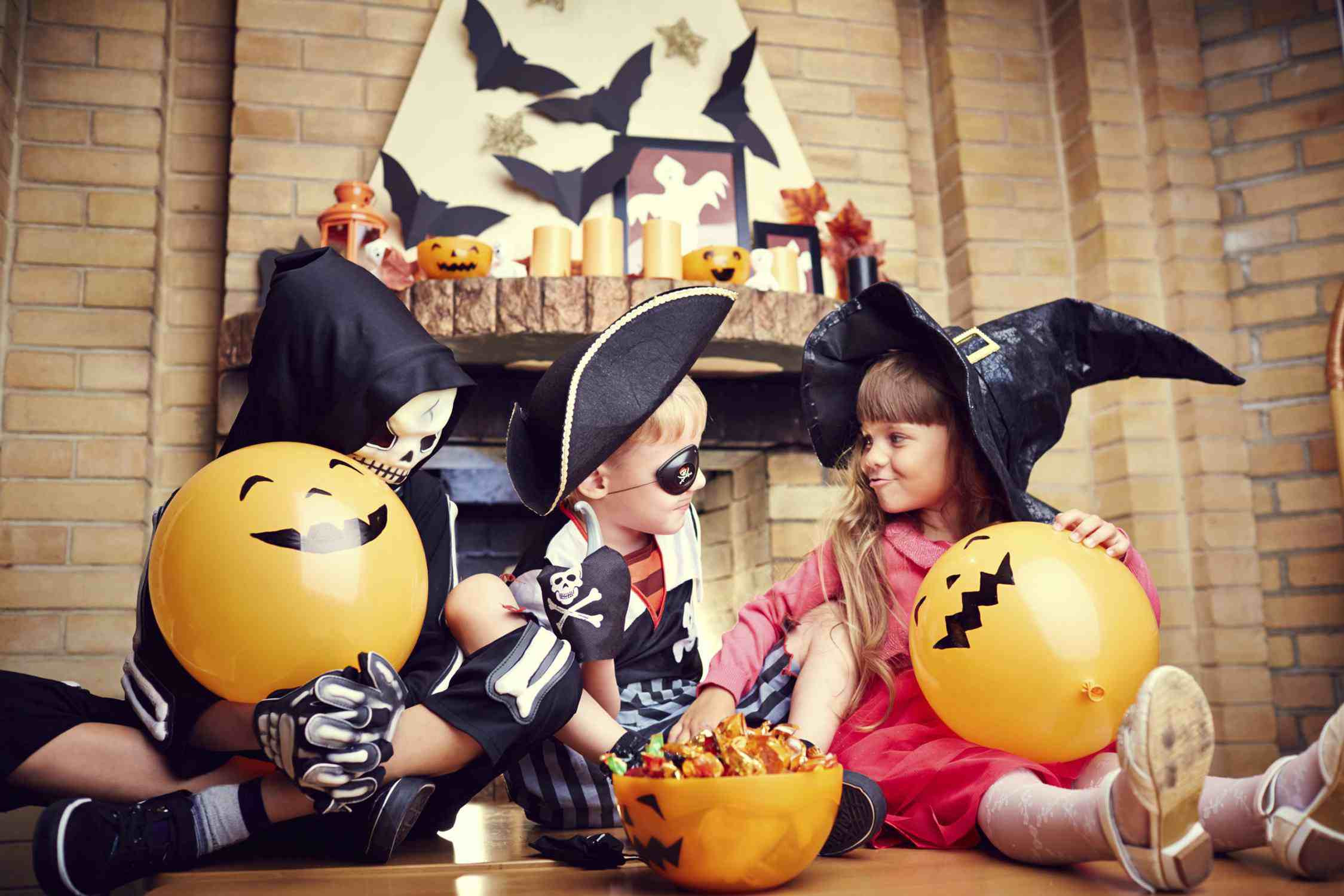 Child Halloween Party
 Kid Friendly Halloween Party Ideas That Aren t Scary