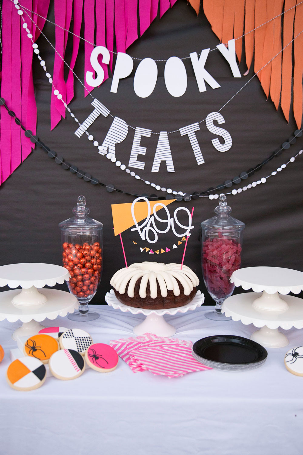 Children'S Halloween Party Ideas
 BRIGHT AND COLORFUL HALLOWEEN PARTY IDEAS Tell Love and