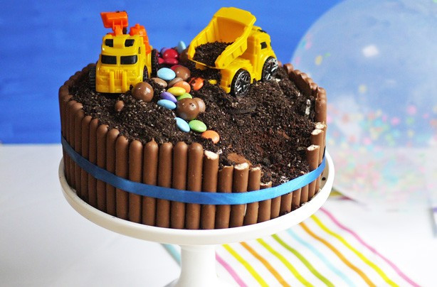 Chocolate Birthday Cakes Recipes For Kids
 Birthday cake recipes for kids Digger cake goodtoknow