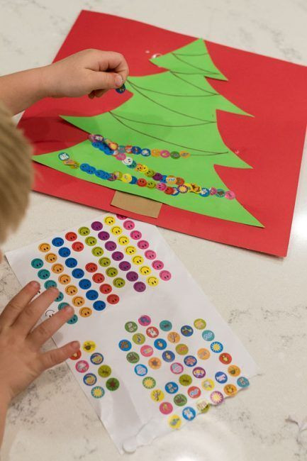 Christmas Art Ideas For Preschoolers
 Sticker Christmas Tree Craft for Kids