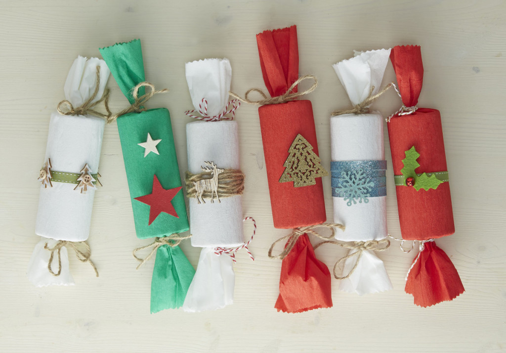 Christmas Cracker DIY
 Make your own DIY Christmas crackers this year MyKitchen