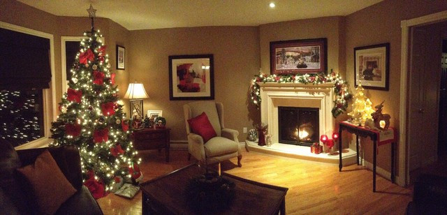 Christmas Decorations Living Room
 christmas decorating 2012 Traditional Living Room