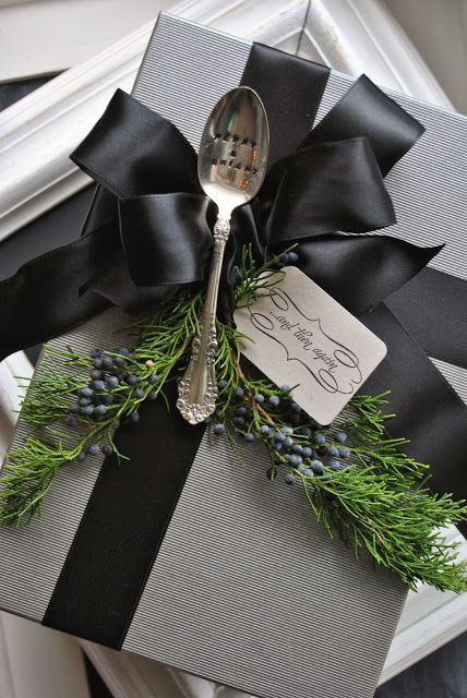 Christmas Gift Wrapping Ideas Elegant
 Our Favorite Christmas Gift Wrapping Ideas