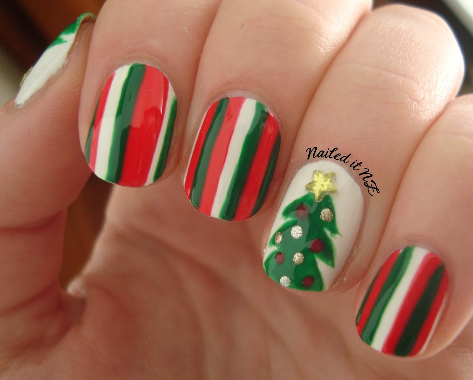 Christmas Nail Designs For Short Nails
 Nail art for short nails 4 Christmas tree nails