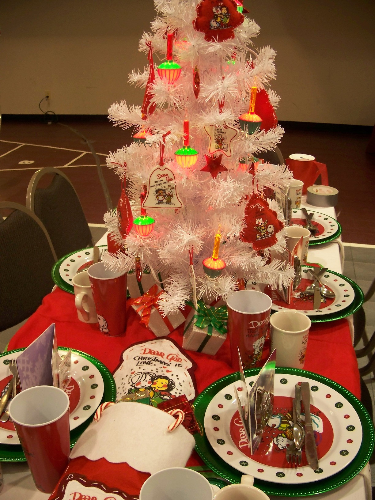 Christmas Party Decorations Ideas
 50 Christmas Centerpiece Decorations Ideas For This Year