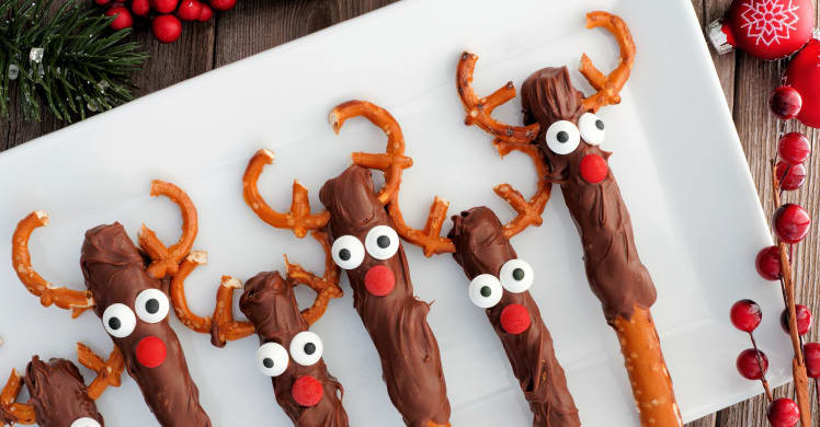 Christmas Party Snack Food Ideas
 30 Fun Christmas Food Ideas for Kids School Parties – Forkly