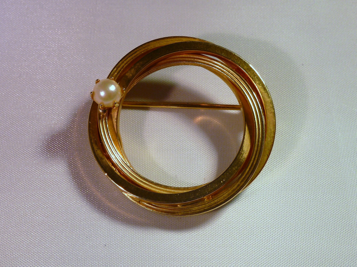 Circle Pins
 Vintage circle gold pin brooch pin 1960s 1970s costume