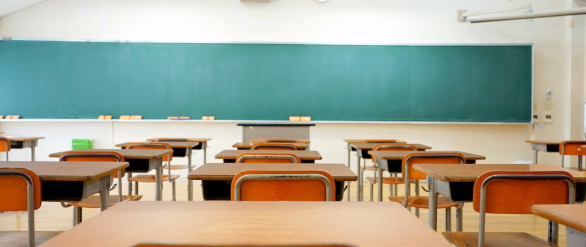 Class Room For Kids
 Portland Teacher Put Leave For Endangering Students