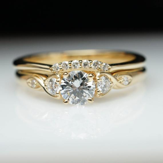 Classic Diamond Engagement Rings
 Vintage Antique Style Diamond Engagement Ring & Wedding Band