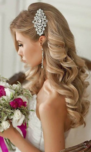 Classic Wedding Hairstyle
 30 Stunning Wedding Hairstyles For Long Hair