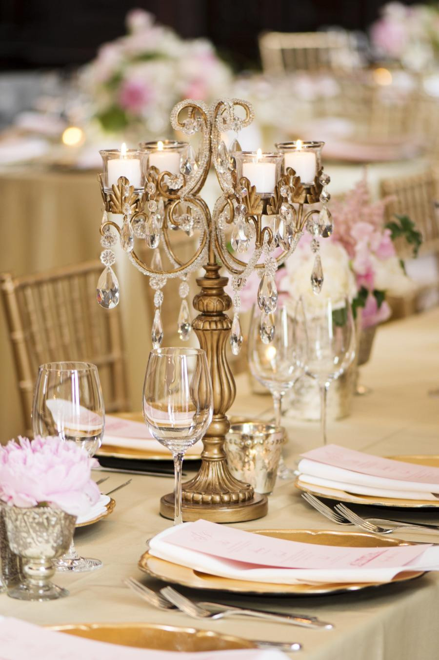 Classy Wedding Themes
 Classy Elegant And Glamorous Gold Wedding Reception Ideas