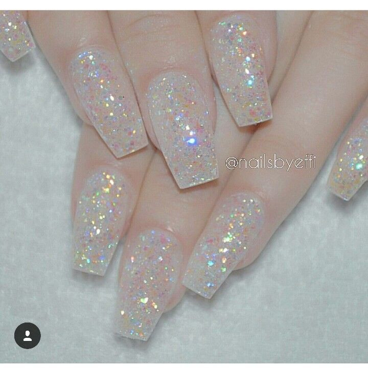 Clear Glitter Nails
 Clear glitter acrylic nails