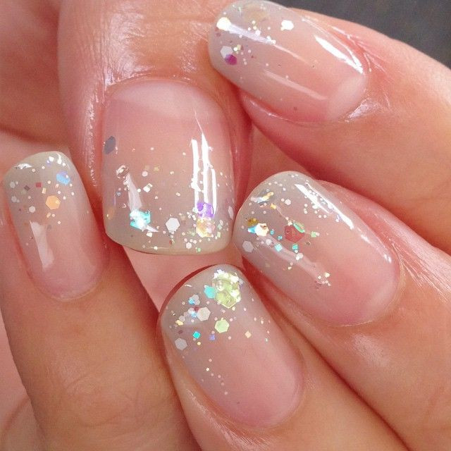 Clear Glitter Nails
 215 best Pretty Polished Piggies images on Pinterest