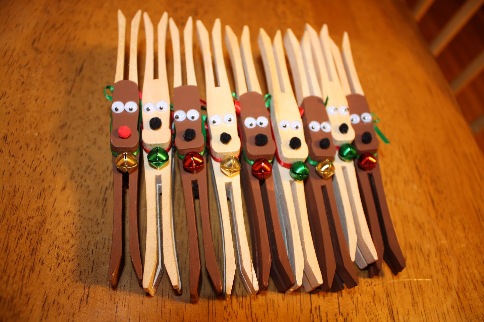 Clothes Pins
 Wicked Crafty Clothespin reindeer