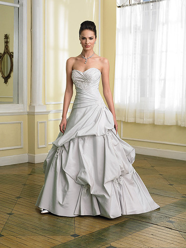 Color Accented Wedding Dresses
 wedding dresses with color accents