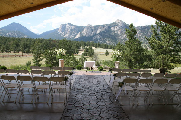 Colorado Wedding Venues
 Black Canyon Inn Estes Park CO Wedding Venue