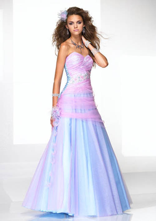 Colorful Wedding Gowns
 Colorful Wedding Dress Designs "Rainbow Ideas" Wedding Dress