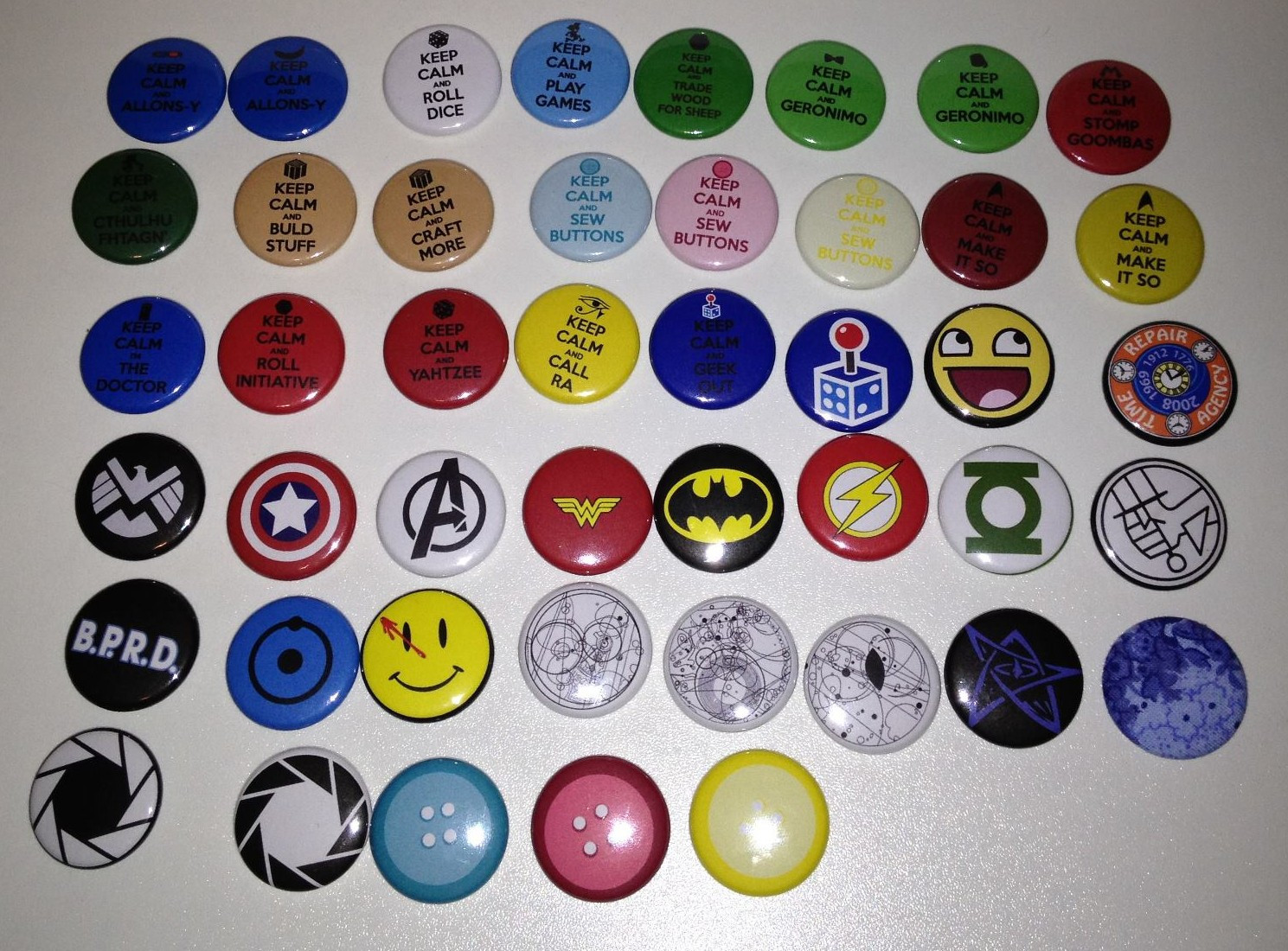 Cool Pins
 Buttons galore with a giveaway – Geek Craft
