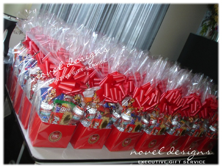 Corporate Holiday Party Gift Ideas
 Best 25 Corporate t baskets ideas on Pinterest