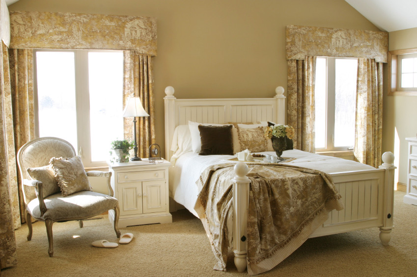 Country Bedroom Decorating
 French Country Bedrooms