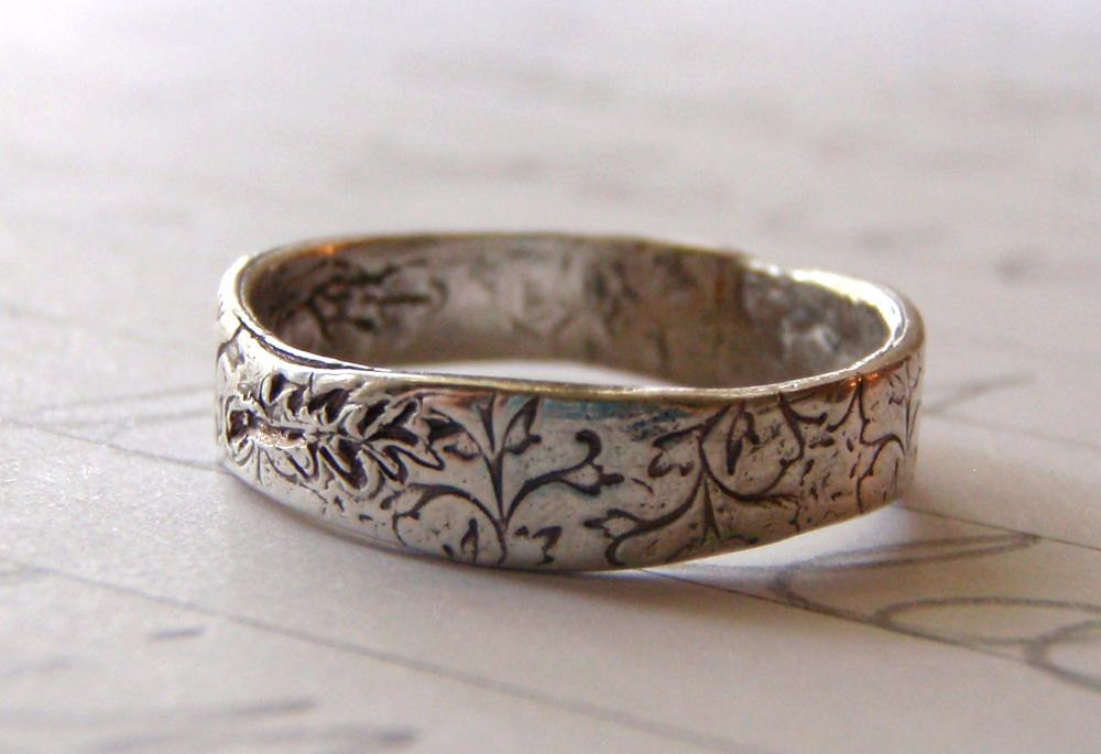 Country Wedding Rings
 Rustic Wedding Rings