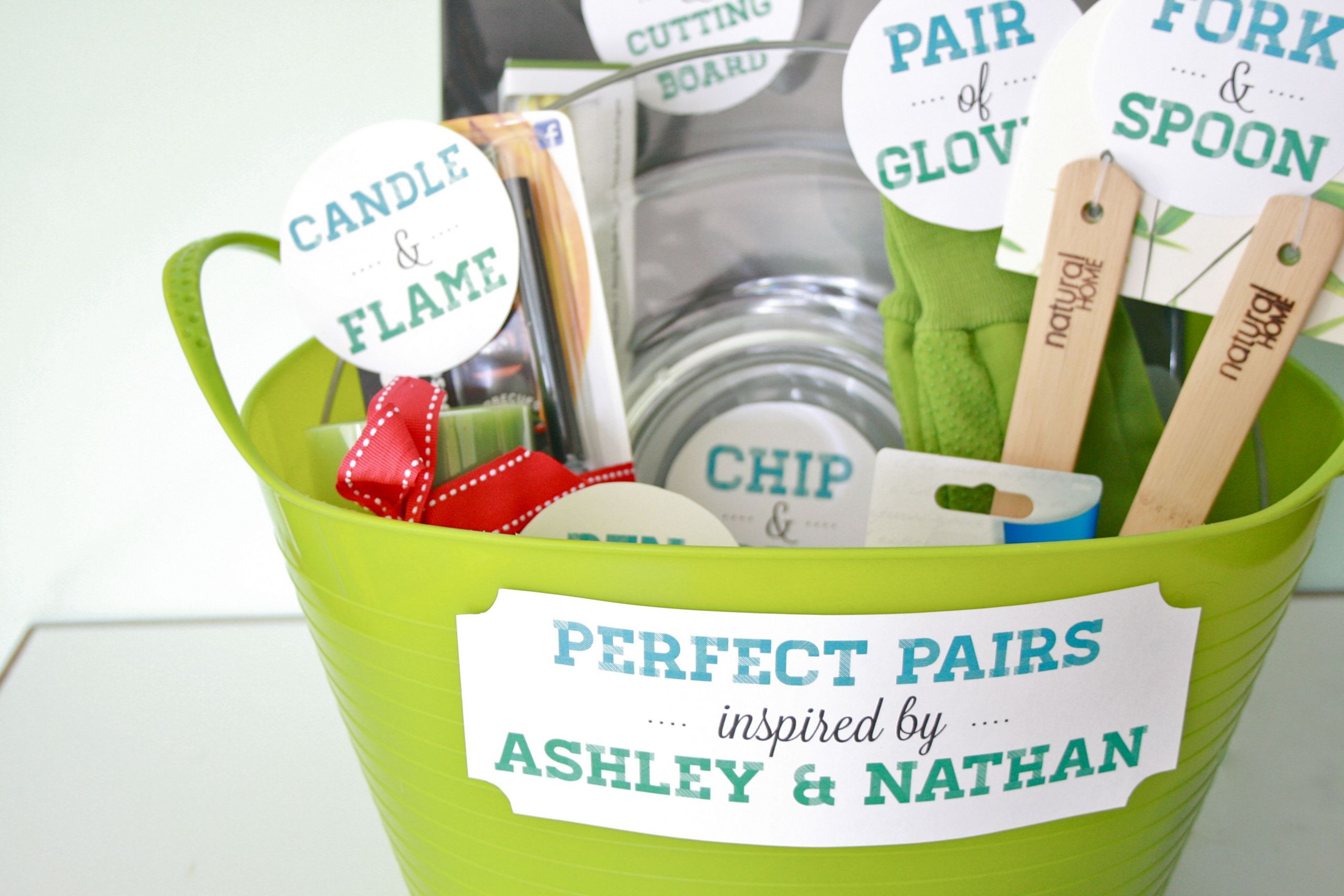 Couple Shower Gift Ideas
 DIY "Perfect Pairs" Bridal Shower Gift