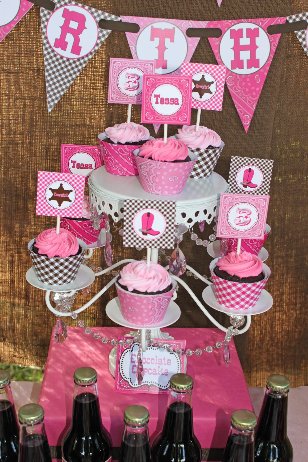 Cowgirl Birthday Decorations
 Cupcake Express Tessa s Cowgirl Birthday Party