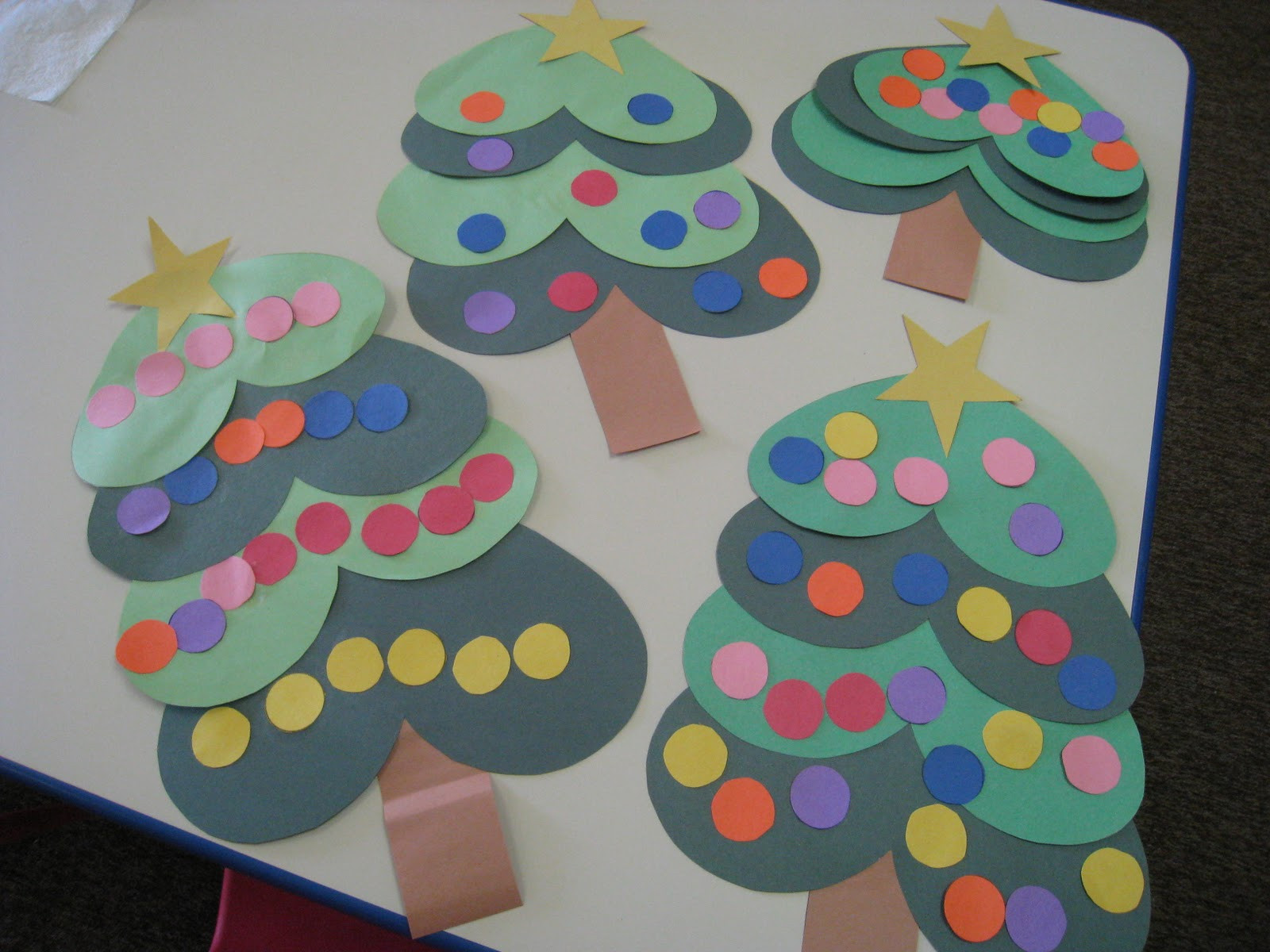 Craft Activities For Preschoolers
 Mrs Russell s Class Heart Shaped Christmas Trees and