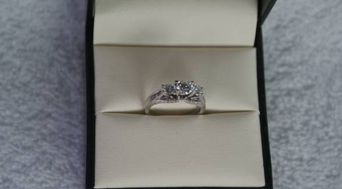 Craigslist Diamond Rings
 Man Sells Satan Ex s Engagement Ring in Brilliantly