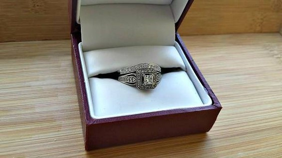 Craigslist Diamond Rings
 For Sale on St Louis Craigslist Engagement Ring Edition