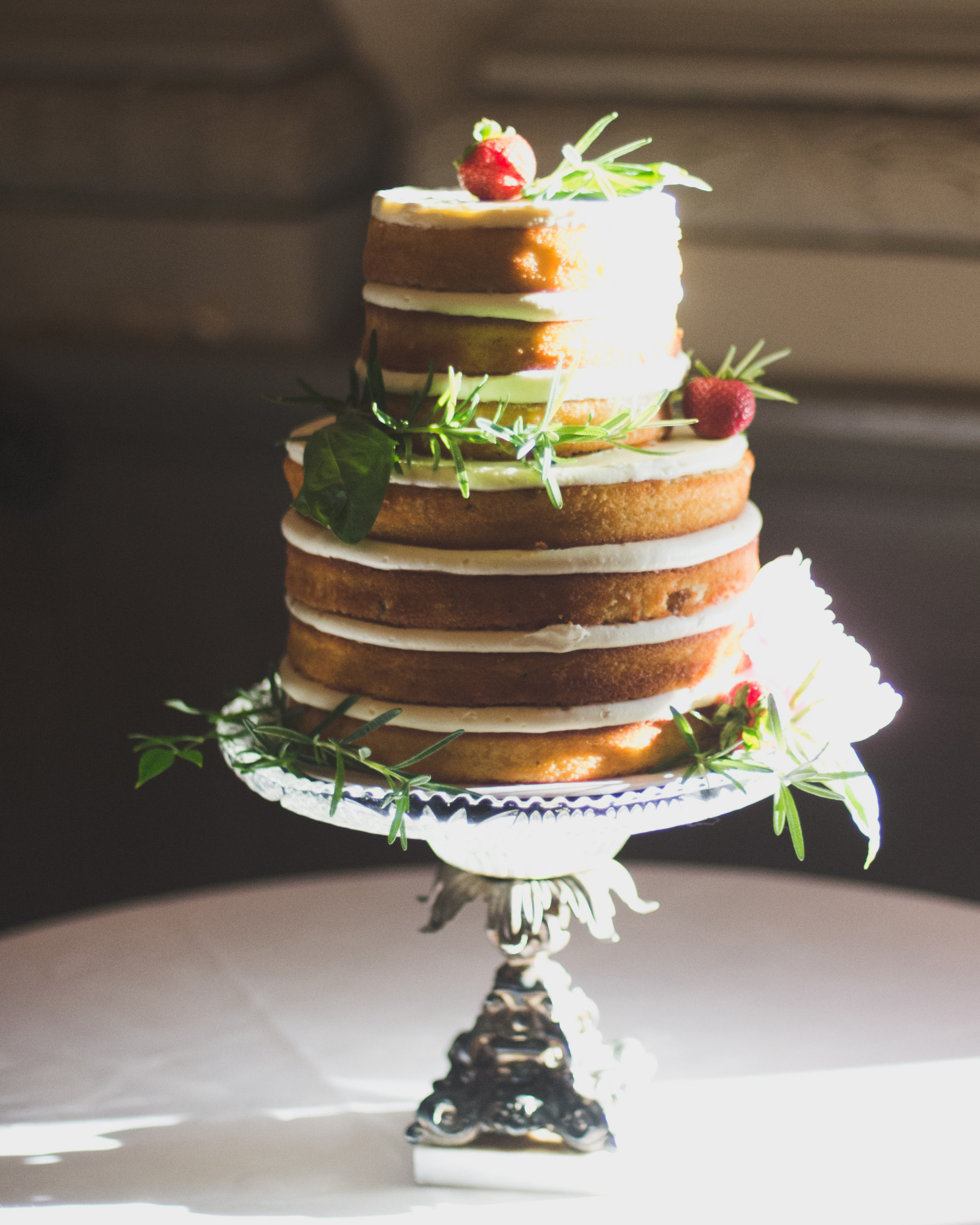 Creative Wedding Cakes
 Beautiful Naked Wedding Cake Ideas