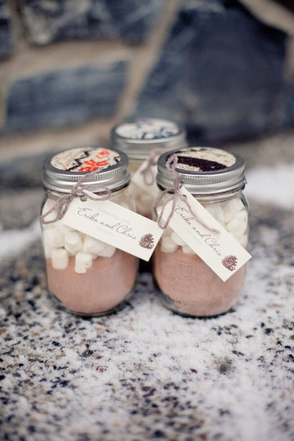 Creative Wedding Favors
 48 Awesomely Unique Wedding Favor Ideas